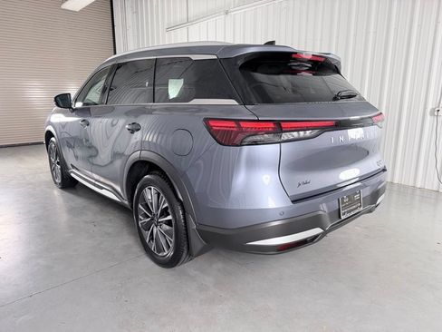 Certified 2026 INFINITI QX60 Luxe w/ Cargo Package FWD image 6
