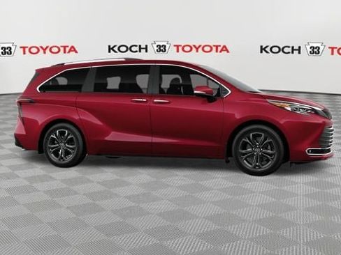New 2026 Toyota Sienna Platinum image 17