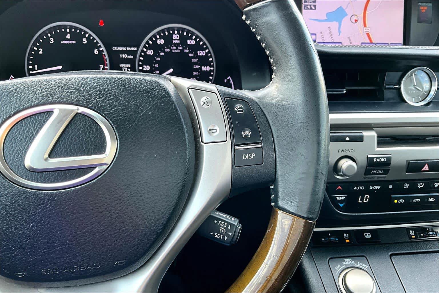 Used 2014 Lexus ES 350 w/ Luxury Package FWD image 25