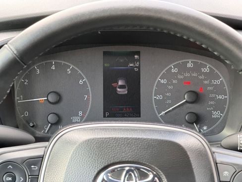 Used 2025 Toyota Corolla SE FWD image 16