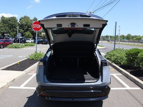 Certified 2023 Nissan Ariya FWD image 31