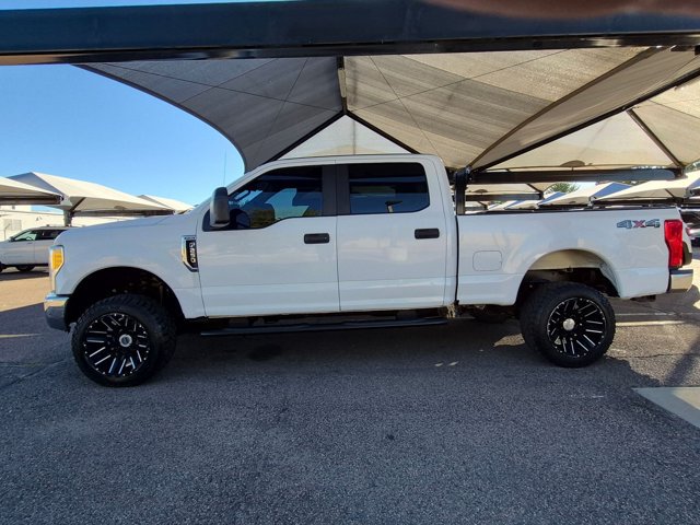 Used 2017 Ford F250 XL w/ STX Appearance Package AWD/4WD image 7
