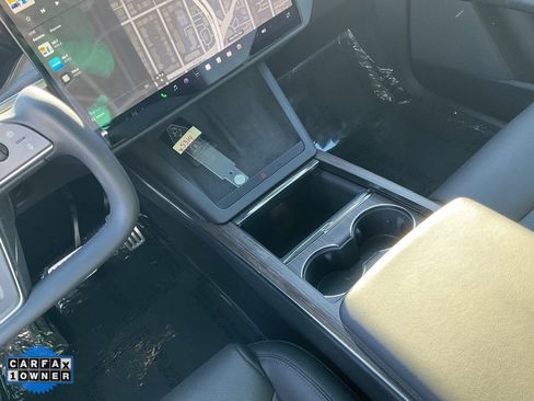 Used 2023 Tesla Model X image 45