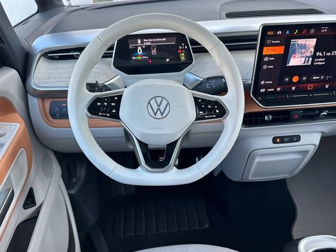 New 2025 Volkswagen ID. Buzz Pro S Plus image 12