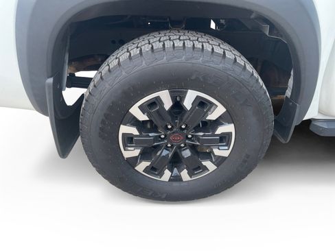 Used 2023 Nissan Frontier PRO-4X w/ Pro Convenience Package image 16