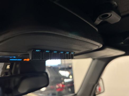 Used 2023 Ford Bronco Badlands image 38