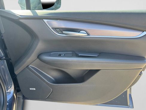 Used 2019 Cadillac XT5 Luxury FWD image 34