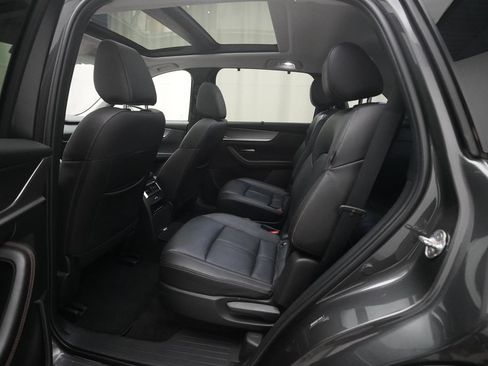 Used 2024 MAZDA CX-90 3.3 Turbo w/ Premium Package AWD/4WD image 16