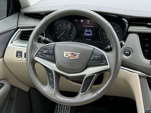 Certified 2023 Cadillac XT5 Premium Luxury w/ Technology Package AWD/4WD image 30