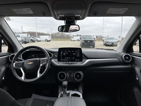 Used 2024 Chevrolet Blazer LT w/ Convenience Package image 17