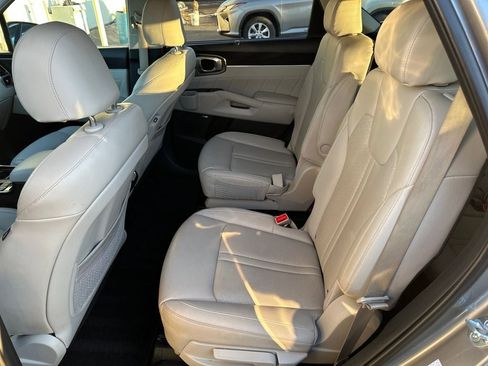 Used 2024 Kia Sorento SX Prestige image 8