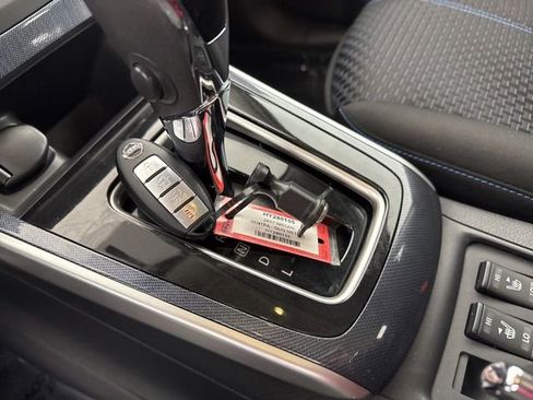 Used 2017 Nissan Sentra SR w/ SR Midnight Edition image 29
