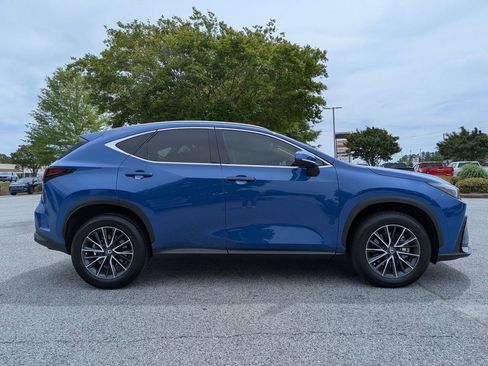 Used 2025 Lexus NX 250 FWD w/ Accessory Package (2T) image 9