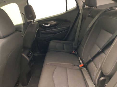 Used 2022 GMC Terrain SLE w/ Driver Convenience Package FWD image 18