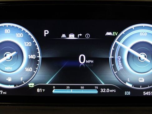 Used 2022 Hyundai Tucson Limited image 12