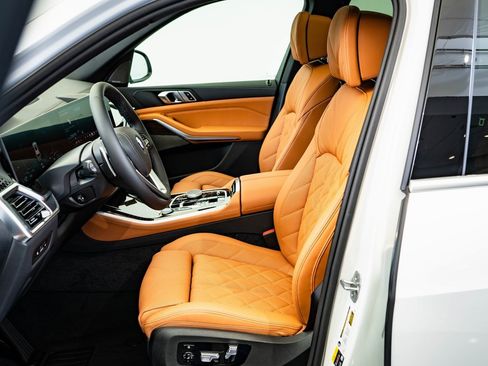 New 2026 BMW X5 xDrive50e image 21