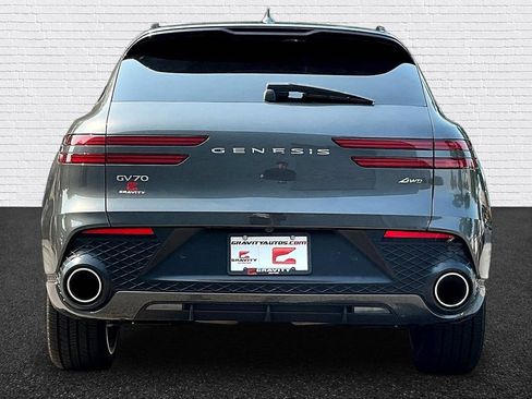 Used 2024 Genesis GV70 2.5T w/ Sport Prestige Package AWD/4WD image 5