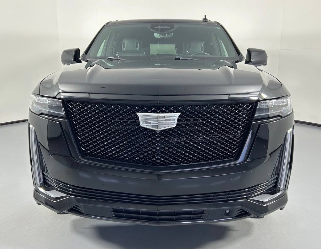 Used 2021 Cadillac Escalade Sport w/ Driver Assist Tech Package AWD/4WD image 2