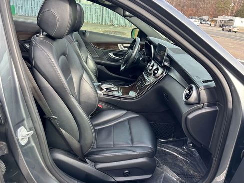 Used 2017 Mercedes-Benz C 300 4MATIC Sedan w/ Premium 3 Package image 16