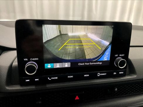 Used 2023 Honda CR-V LX image 19