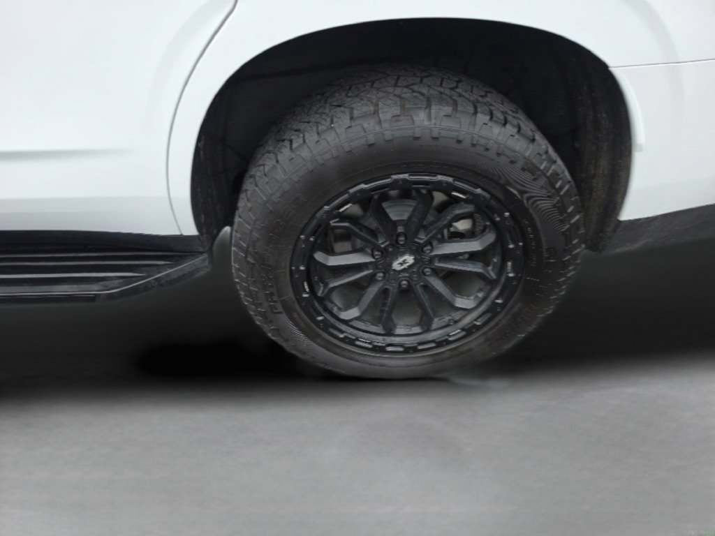 Used 2023 GMC Yukon AT4 AWD/4WD image 15