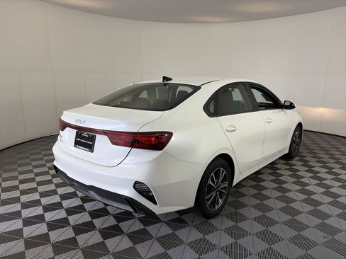 Certified 2024 Kia Forte LXS FWD image 8