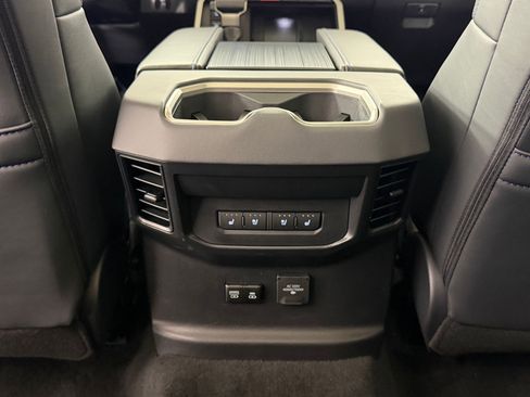 Used 2026 Toyota Tundra Platinum image 27