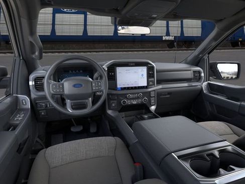 New 2026 Ford F150 XLT w/ XLT Chrome Appearance Package image 9