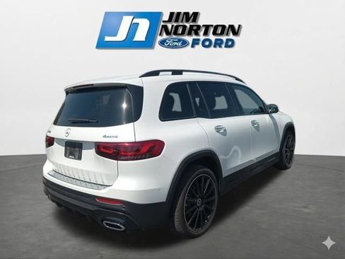 Used 2021 Mercedes-Benz GLB 250 4MATIC image 10