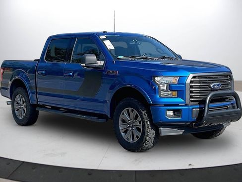 Used 2017 Ford F150 XLT w/ Equipment Group 302A Luxury AWD/4WD image 2