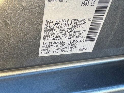 Used 2024 Nissan Altima 2.5 SV image 24