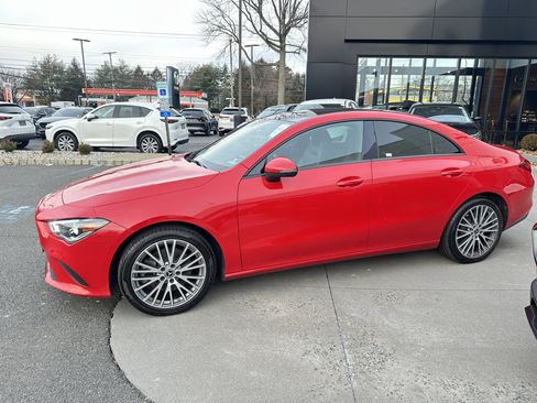 Used 2020 Mercedes-Benz CLA 250 4MATIC image 3