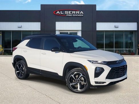 Used 2023 Chevrolet TrailBlazer RS w/ Sun and Liftgate Package image 1