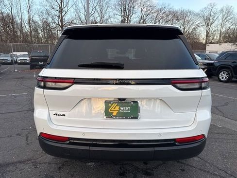 Certified 2022 Jeep Grand Cherokee Altitude image 19