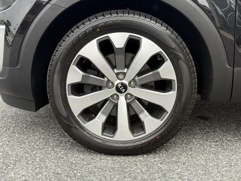 Used 2021 Kia Telluride EX w/ EX Premium Package image 28