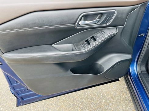 Certified 2021 Nissan Rogue SL w/ Premium Package image 28