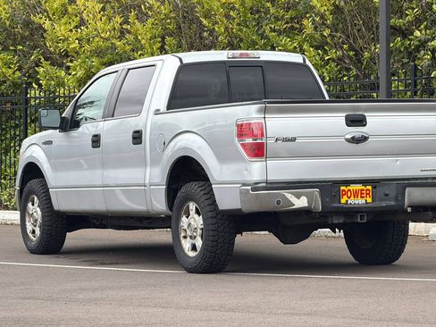 Used 2011 Ford F150 XLT w/ Trailer Tow Pkg image 6
