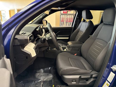 Used 2024 Toyota Tacoma TRD Off-Road image 27