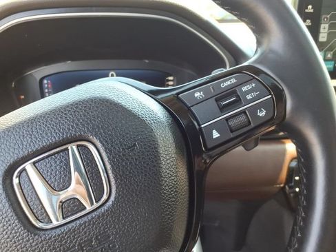 Used 2024 Honda Pilot Elite image 18