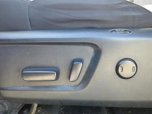 Certified 2017 Toyota Tundra SR5 w/ SR5 Upgrade Package image 9