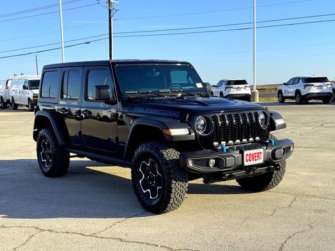 Used 2023 Jeep Wrangler Unlimited Rubicon 4xe image 6