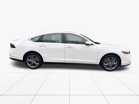 New 2026 Honda Accord EX-L image 8