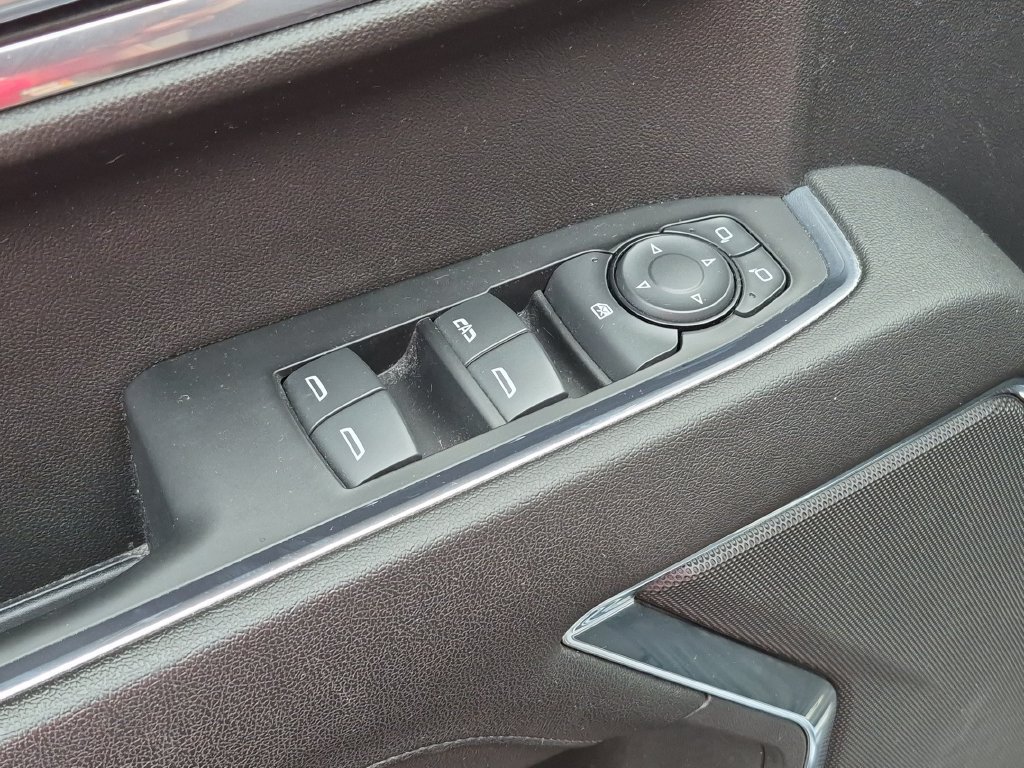 Certified 2023 Chevrolet Silverado 1500 LT AWD/4WD image 16