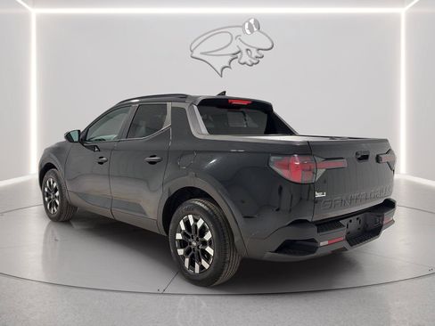 Used 2025 Hyundai Santa Cruz SEL AWD/4WD image 3