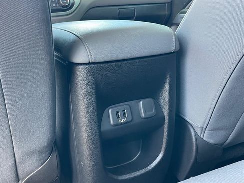 Used 2019 Chevrolet Colorado LT w/ LT Convenience Package AWD/4WD image 23
