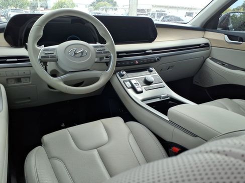 Used 2023 Hyundai Palisade Limited AWD/4WD image 10