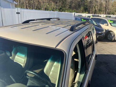 Used 2004 Ford Explorer Sport XLT AWD/4WD image 13