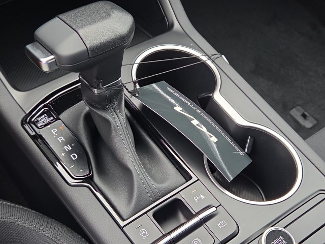 New 2026 Kia K5 LXS FWD image 11