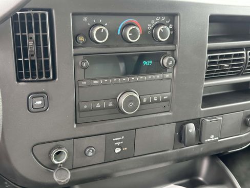 New 2025 Chevrolet Express 3500 w/ Power Convenience Package image 14