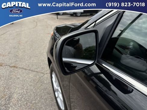 Certified 2022 Ford Edge SEL w/ Convenience Package image 12